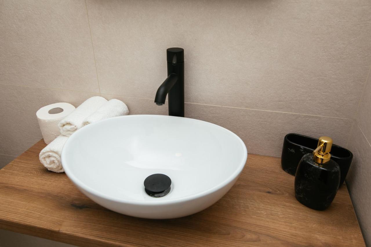 Barbarossa Apartment Sveti Filip i Jakov Ngoại thất bức ảnh