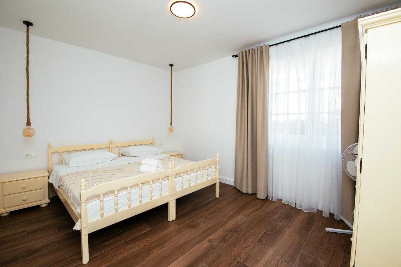 Barbarossa Apartment Sveti Filip i Jakov Ngoại thất bức ảnh